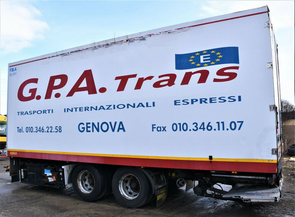 ROLFO C201 KÜHLKOFFER 7,71 m* Topzustand! ROLFO C201 KÜHLKOFFER 7,71 m* - Рефрижератор причіп: фото 4 ROLFO C201 KÜHLKOFFER 7,71 m* Topzustand! ROLFO C201 KÜHLKOFFER 7,71 m* - Рефрижератор причіп: фото 4