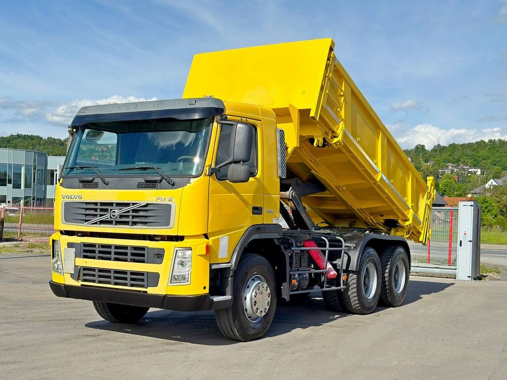 Volvo FM 370 Kipper 6,20 m + BORDMATIC / 8x4 Volvo FM 12 340 Kipper 5,05 m + BORDMATIC / 6x4 - Самоскид вантажівка, Вантажівка з маніпулятором: фото 2 Volvo FM 370 Kipper 6,20 m + BORDMATIC / 8x4 Volvo FM 12 340 Kipper 5,05 m + BORDMATIC / 6x4 - Самоскид вантажівка, Вантажівка з маніпулятором: фото 2