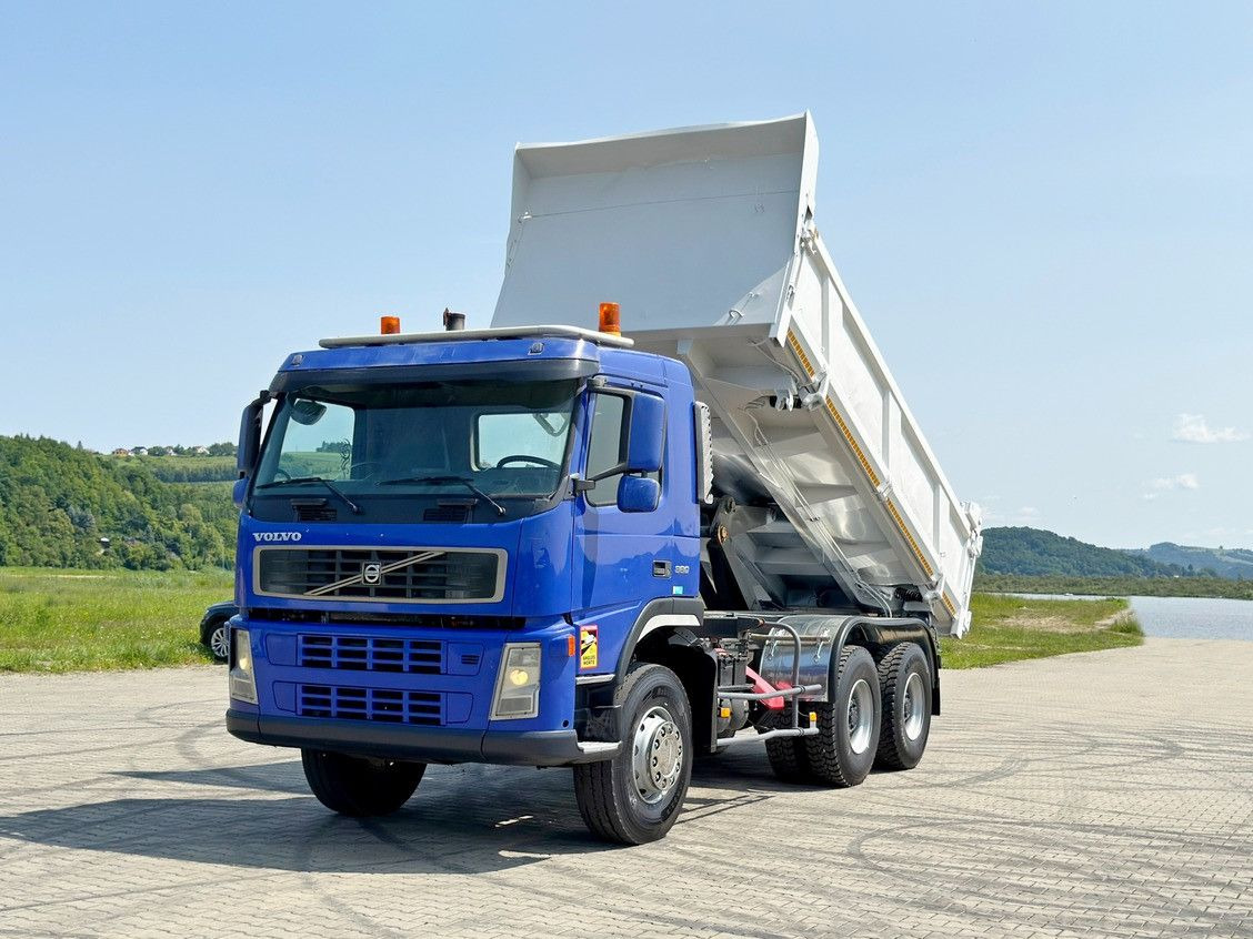 Volvo FM 380 Kipper 5,20 m + BORDMATIC / 6x4 - Самоскид вантажівка, Вантажівка з маніпулятором: фото 2 Volvo FM 380 Kipper 5,20 m + BORDMATIC / 6x4 - Самоскид вантажівка, Вантажівка з маніпулятором: фото 2