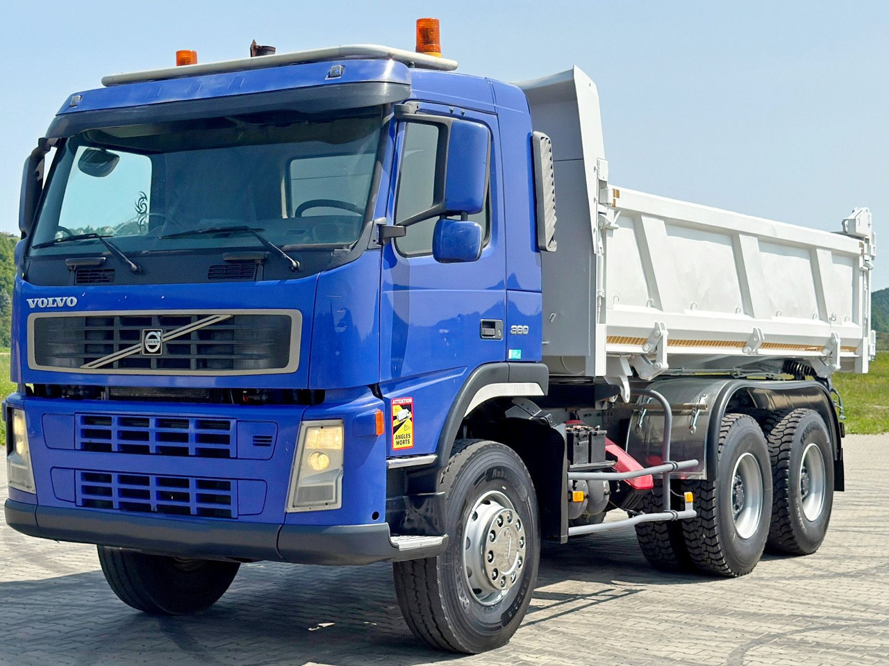 Volvo FM 380 Kipper 5,20 m + BORDMATIC / 6x4 - Самоскид вантажівка, Вантажівка з маніпулятором: фото 5 Volvo FM 380 Kipper 5,20 m + BORDMATIC / 6x4 - Самоскид вантажівка, Вантажівка з маніпулятором: фото 5