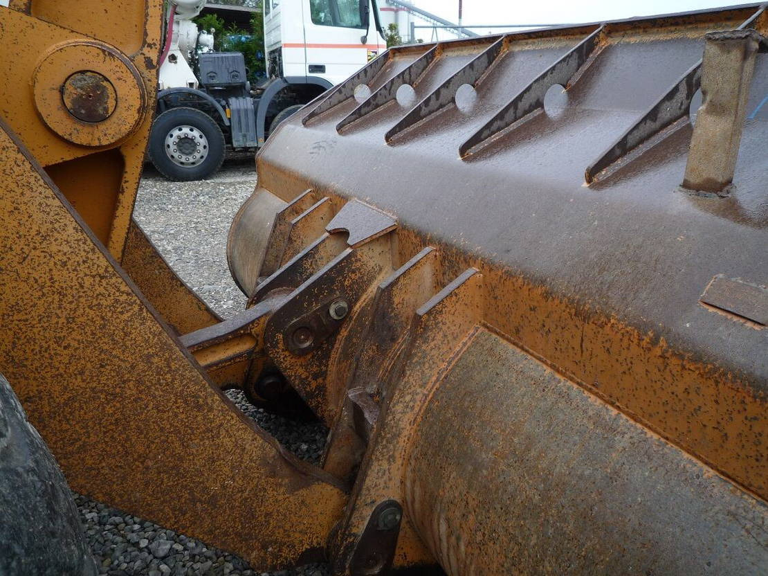 Колісний навантажувач Case 921E: фото 12