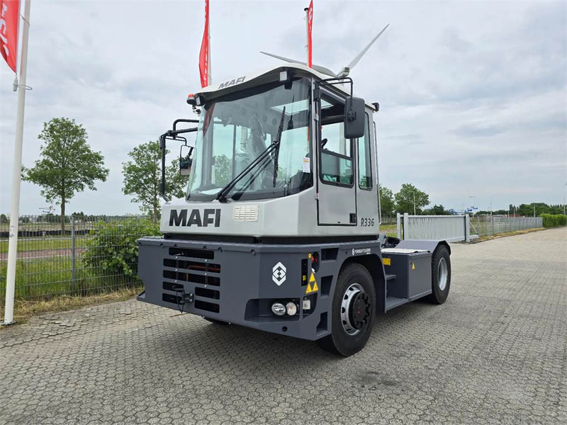 Mafi R336 4x4 - Термінальний трактор: фото 2 Mafi R336 4x4 - Термінальний трактор: фото 2