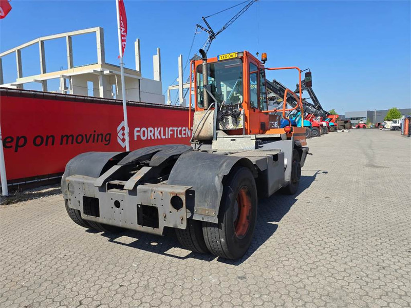 Термінальний трактор Terberg YT182: фото 7