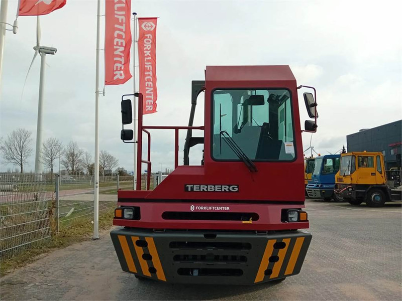 Термінальний трактор Terberg YT220: фото 7