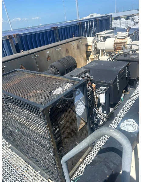 Terex N SC 424 E - Вантажно-розвантажувальна техніка: фото 4 Terex N SC 424 E - Вантажно-розвантажувальна техніка: фото 4