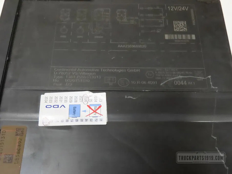DAF 1381.7550333013 Tachograaf smart R4.1 - Електрична система в категорії Вантажівки: фото 2 DAF 1381.7550333013 Tachograaf smart R4.1 - Електрична система в категорії Вантажівки: фото 2