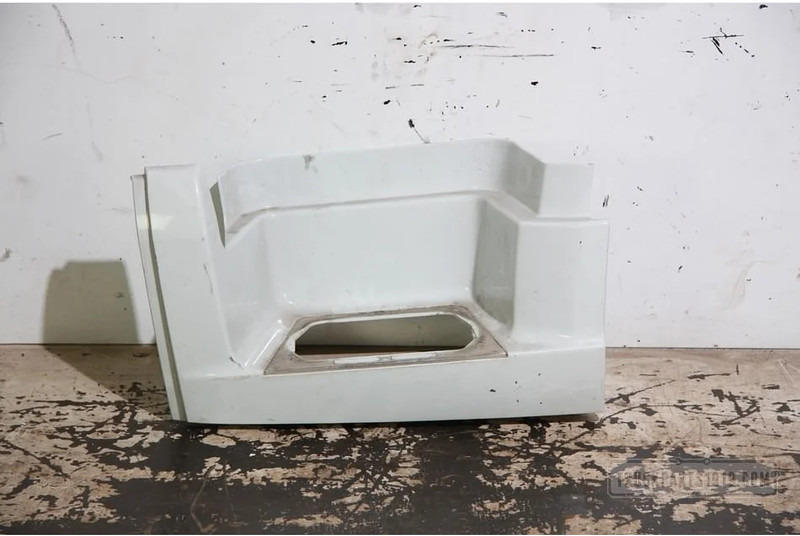 DAF CF 75 Body & Chassis Parts Opstapbak DAF CF75 & CF85 LH. - Підніжка в категорії Вантажівки: фото 1 DAF CF 75 Body & Chassis Parts Opstapbak DAF CF75 & CF85 LH. - Підніжка в категорії Вантажівки: фото 1