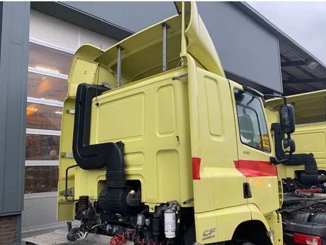 DAF CF Sleeper Cab L2 H1 Euro6 - Кабіна й інтер'єр в категорії Вантажівки: фото 4 DAF CF Sleeper Cab L2 H1 Euro6 - Кабіна й інтер'єр в категорії Вантажівки: фото 4