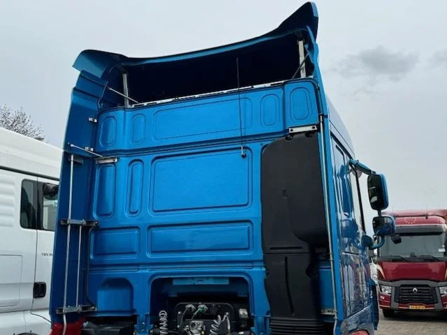 DAF XF 106 SpaceCab Cabine E6 - Кабіна й інтер'єр в категорії Вантажівки: фото 3 DAF XF 106 SpaceCab Cabine E6 - Кабіна й інтер'єр в категорії Вантажівки: фото 3