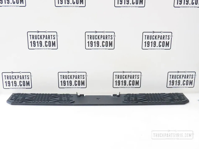 MAN 81.41614-0099 Opstaptrede bumper - Бампер в категорії Вантажівки: фото 1 MAN 81.41614-0099 Opstaptrede bumper - Бампер в категорії Вантажівки: фото 1