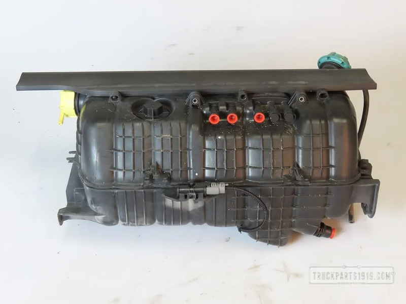 MAN Cooling System Koelexpansievat Euro6 - Розширювальний бачок в категорії Вантажівки: фото 2 MAN Cooling System Koelexpansievat Euro6 - Розширювальний бачок в категорії Вантажівки: фото 2