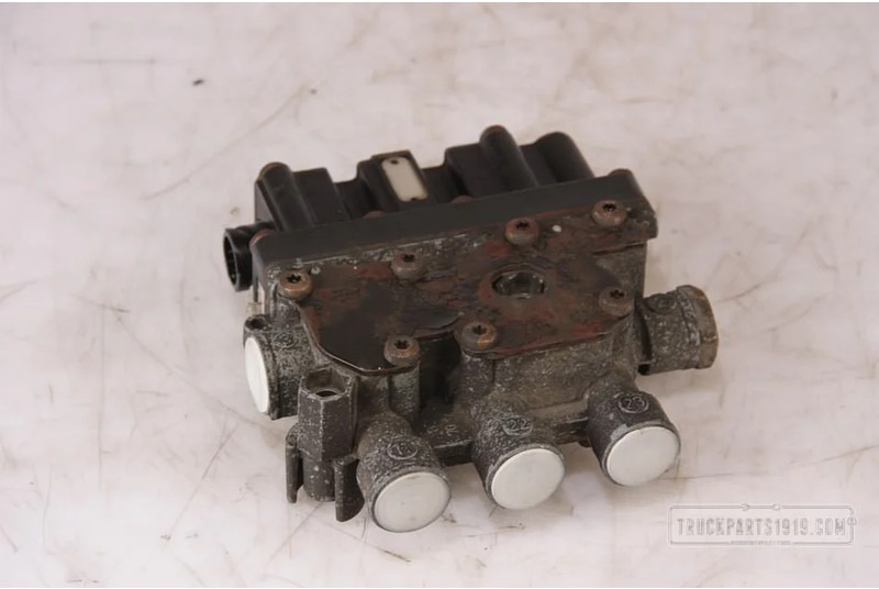 Renault Compressed Air System ECAS magneetventiel Renault - Клапан в категорії Вантажівки: фото 1 Renault Compressed Air System ECAS magneetventiel Renault - Клапан в категорії Вантажівки: фото 1