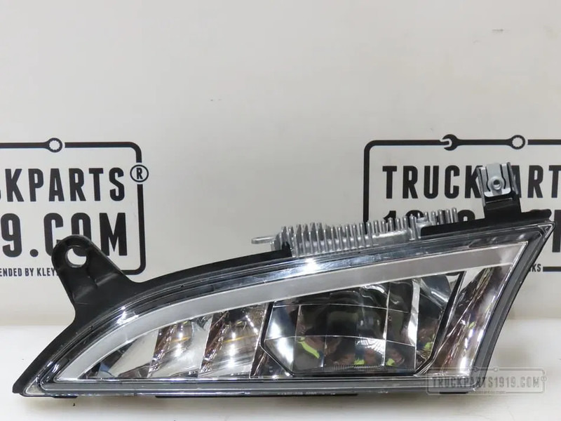 Scania 2948555 grille - Протитуманна фара в категорії Вантажівки: фото 1 Scania 2948555 grille - Протитуманна фара в категорії Вантажівки: фото 1