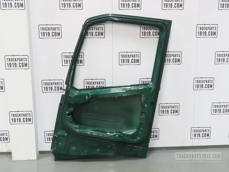 Volvo 82183386 Portier Volvo FH4 Rechts - Двері та запчастини в категорії Вантажівки: фото 2 Volvo 82183386 Portier Volvo FH4 Rechts - Двері та запчастини в категорії Вантажівки: фото 2