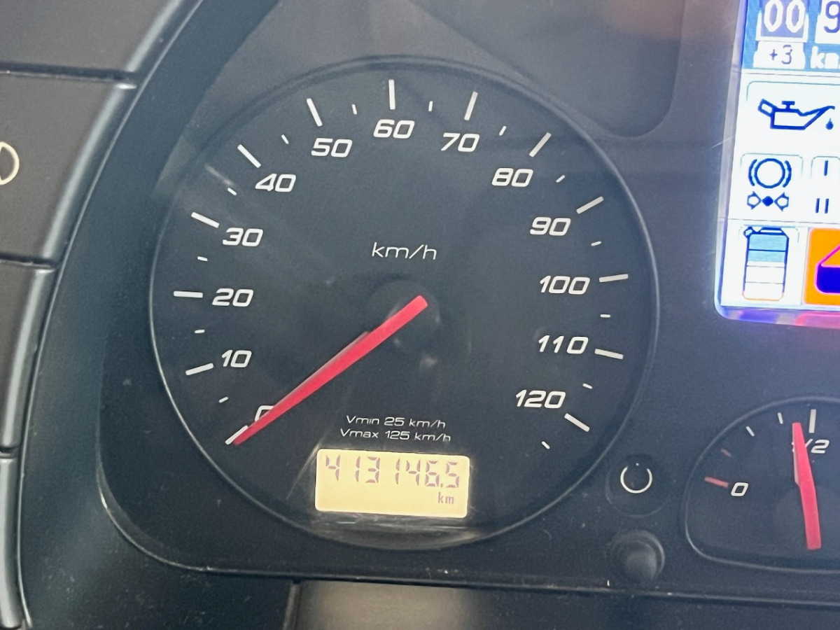 IVECO 260S42 Stralis - Вантажівка з закритим кузовом: фото 5 IVECO 260S42 Stralis - Вантажівка з закритим кузовом: фото 5