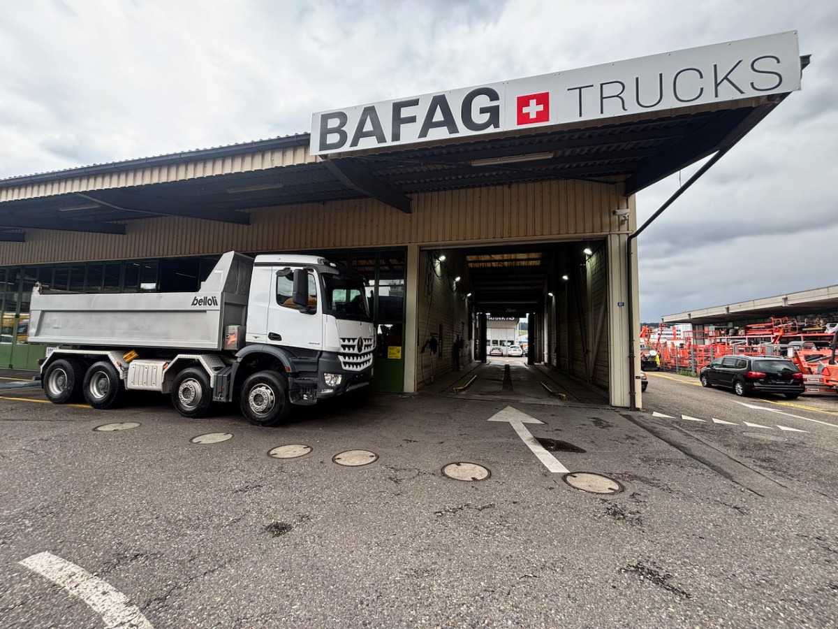 MERCEDES Arocs 3251 - Самоскид вантажівка: фото 2 MERCEDES Arocs 3251 - Самоскид вантажівка: фото 2