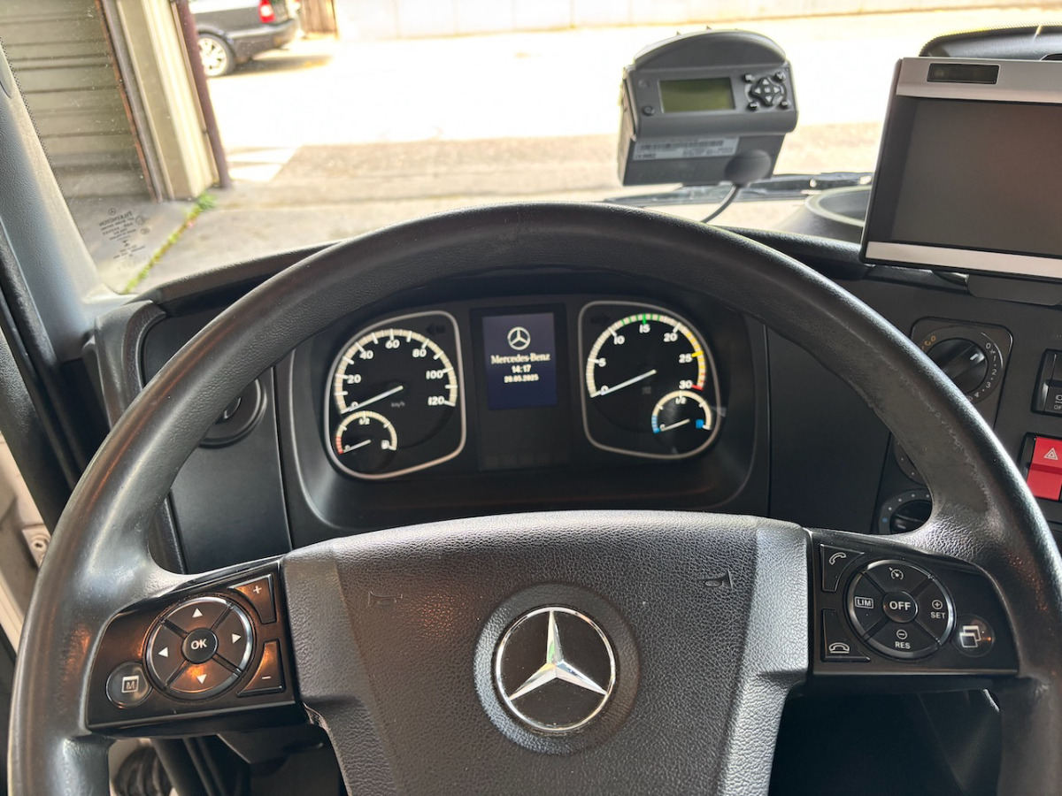 MERCEDES Atego 1530 - Вантажівка з закритим кузовом: фото 5 MERCEDES Atego 1530 - Вантажівка з закритим кузовом: фото 5