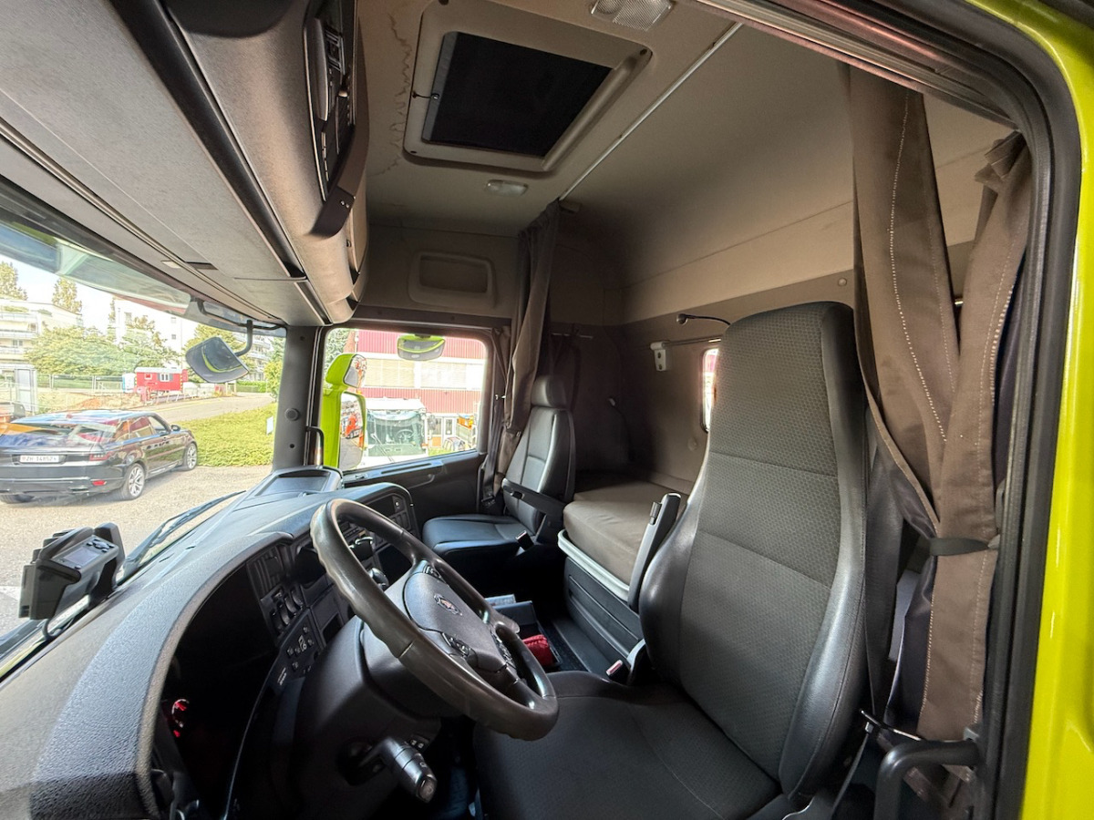 SCANIA R490 8x4 - Гаковий мультиліфт вантажівка: фото 3 SCANIA R490 8x4 - Гаковий мультиліфт вантажівка: фото 3