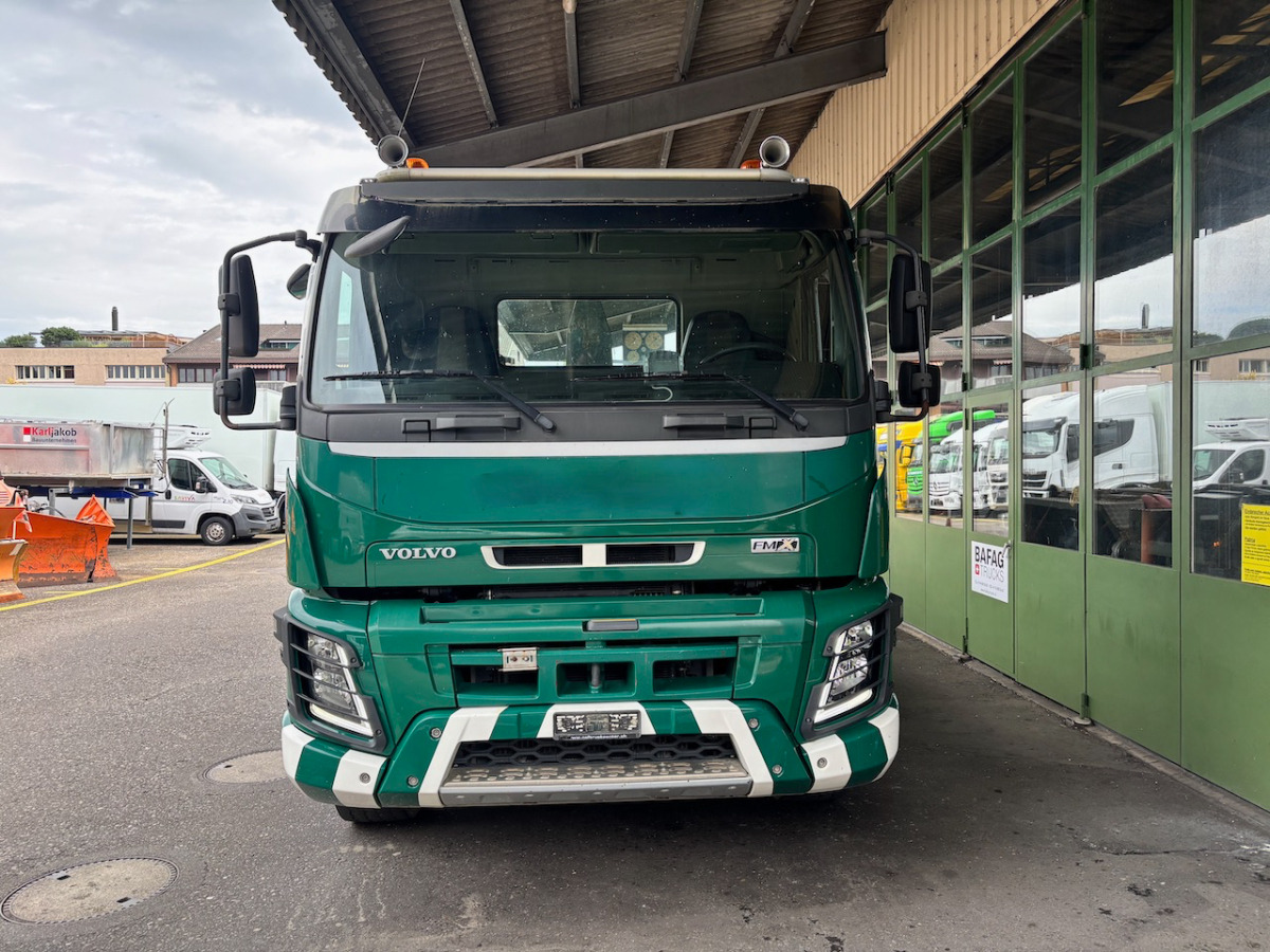 VOLVO FMX-500 8x4R - Гаковий мультиліфт вантажівка: фото 3 VOLVO FMX-500 8x4R - Гаковий мультиліфт вантажівка: фото 3