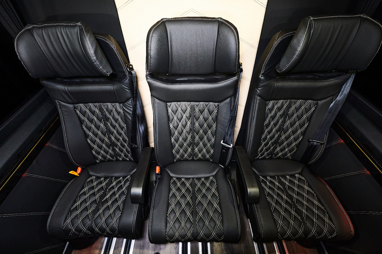 Mercedes Sprinter 319 9 Sitzer L2H1 - Пасажирський фургон, Вантажопасажирський фургон: фото 4 Mercedes Sprinter 319 9 Sitzer L2H1 - Пасажирський фургон, Вантажопасажирський фургон: фото 4