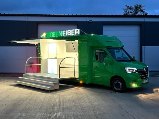 Renault Master 165 Messefahrzeug - Торговий вантажівка: фото 2 Renault Master 165 Messefahrzeug - Торговий вантажівка: фото 2