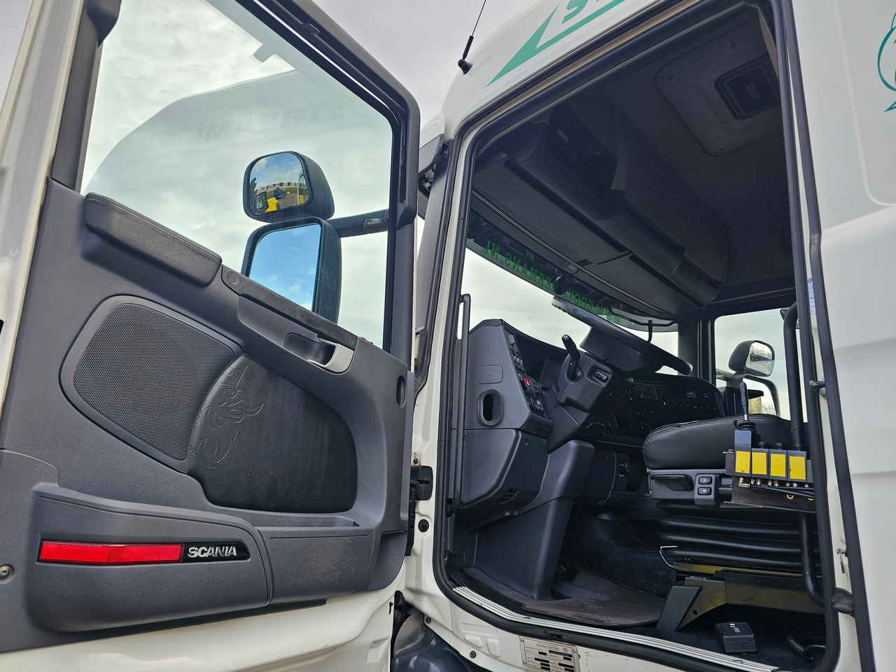 Гаковий мультиліфт вантажівка Scania R490 Highline 6x2: фото 15