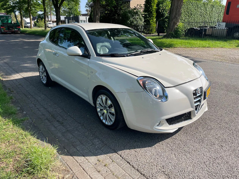 Alfa Romeo MiTo ZEER MOOI in prijs verlaagt - Хетчбек: фото 1 Alfa Romeo MiTo ZEER MOOI in prijs verlaagt - Хетчбек: фото 1