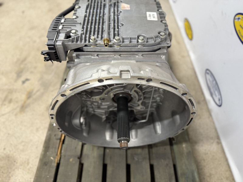 Volvo ATO2612F - Коробка передач: фото 4 Volvo ATO2612F - Коробка передач: фото 4