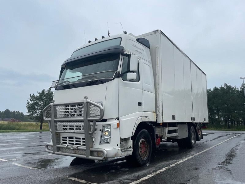 Volvo FH500 Globe XL - Вантажівка з закритим кузовом: фото 1 Volvo FH500 Globe XL - Вантажівка з закритим кузовом: фото 1