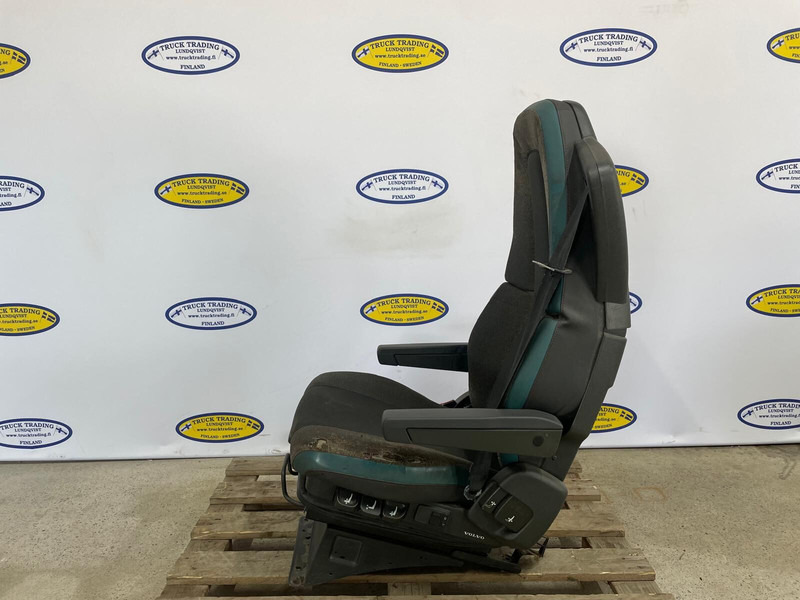 Volvo FM - Сидіння: фото 3 Volvo FM - Сидіння: фото 3