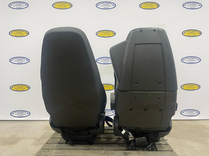 Volvo FM4 - Сидіння: фото 4 Volvo FM4 - Сидіння: фото 4