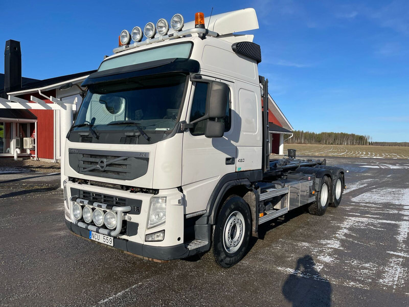 Volvo FM460 Globe 6x4 - Гаковий мультиліфт вантажівка: фото 1 Volvo FM460 Globe 6x4 - Гаковий мультиліфт вантажівка: фото 1