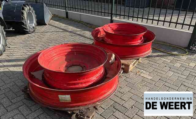 Fendt velgen 50" - Шини і диски в категорії Сільськогосподарська техніка: фото 2 Fendt velgen 50" - Шини і диски в категорії Сільськогосподарська техніка: фото 2