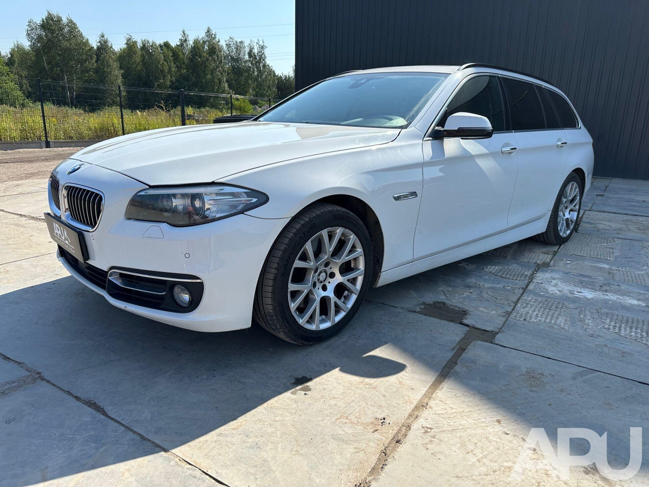 BMW 535D XDRIVE F11 - Легковий автомобіль: фото 1 BMW 535D XDRIVE F11 - Легковий автомобіль: фото 1