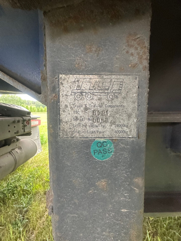 Низькорамна платформа напівпричіп CHIEFTAIN TRAILERS LTD naczepa niskopodwoziowa: фото 10