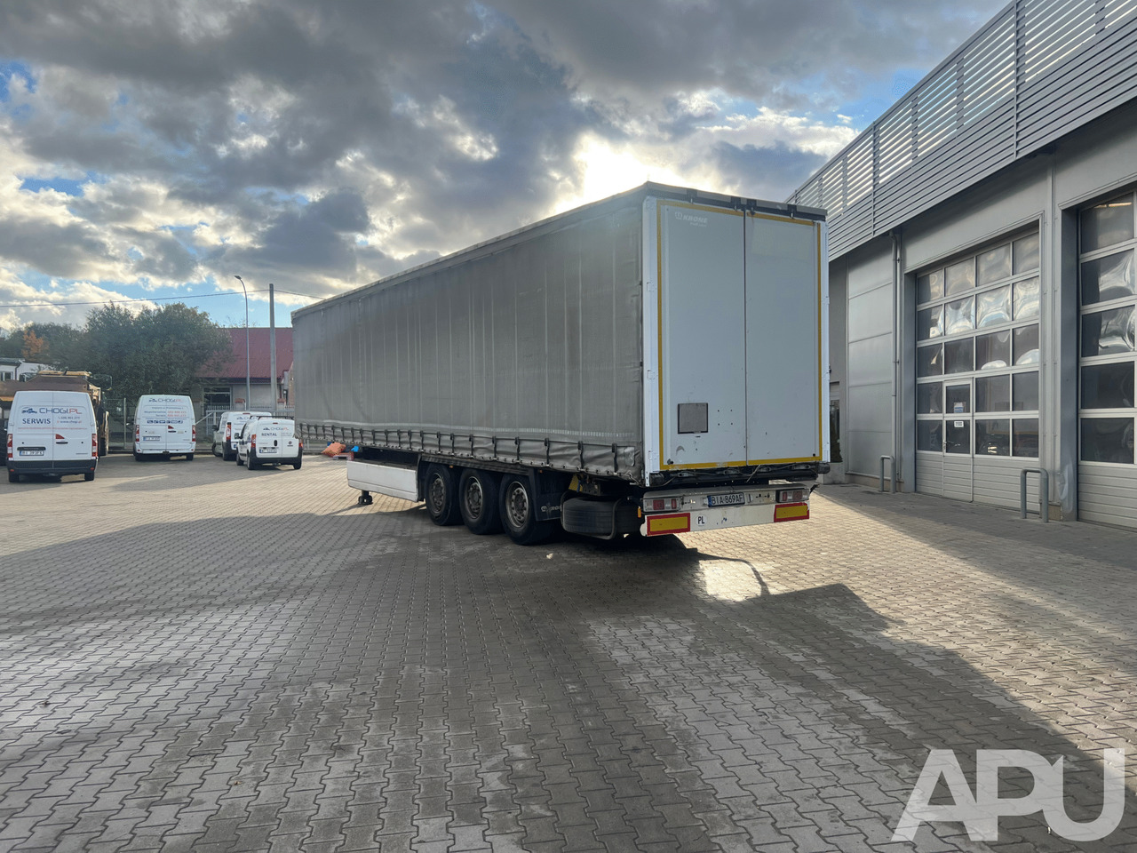 Naczepa ciężarowa KRONE - Тентований напівпричіп: фото 3 Naczepa ciężarowa KRONE - Тентований напівпричіп: фото 3