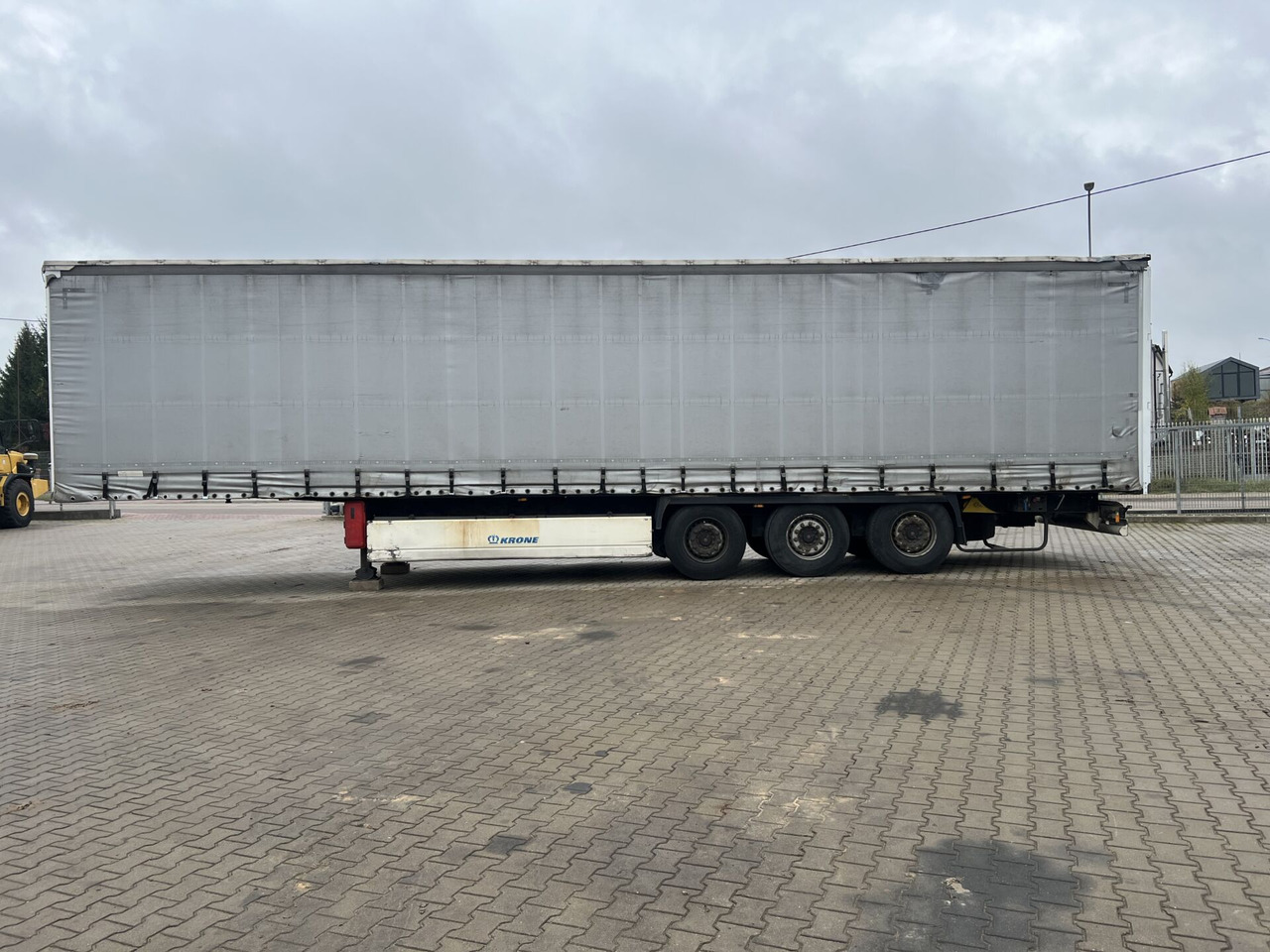 Naczepa ciężarowa KRONE - Тентований напівпричіп: фото 2 Naczepa ciężarowa KRONE - Тентований напівпричіп: фото 2