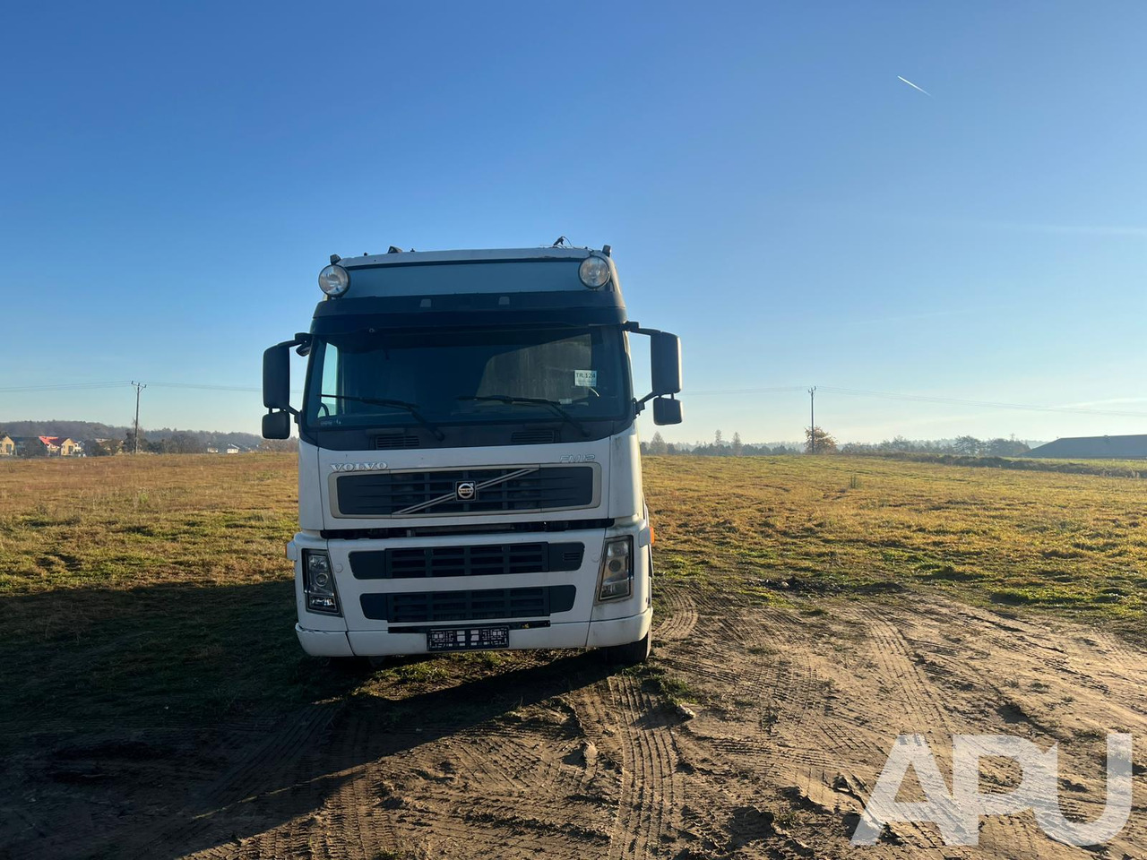Volvo FM12 - Бортова вантажівка/ Платформа, Вантажівка з маніпулятором: фото 2 Volvo FM12 - Бортова вантажівка/ Платформа, Вантажівка з маніпулятором: фото 2