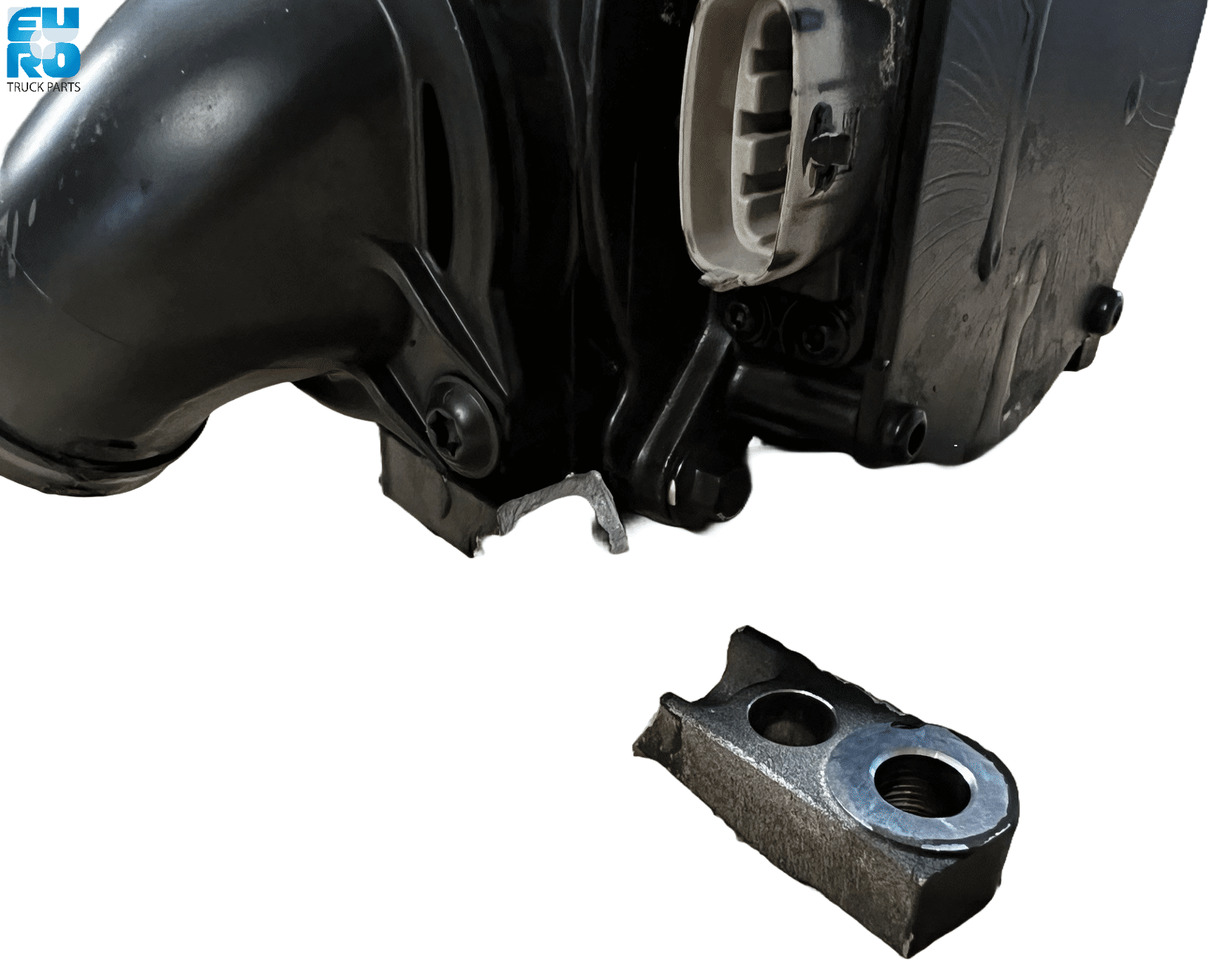 DAF CF,XF E6 MX11 (2013-) OE CRANCASE VENTILATION MODULE FROM NEW TRUCK WITH DAMAGE + DEPOSIT 2178442EXP - Картер в категорії Вантажівки: фото 3 DAF CF,XF E6 MX11 (2013-) OE CRANCASE VENTILATION MODULE FROM NEW TRUCK WITH DAMAGE + DEPOSIT 2178442EXP - Картер в категорії Вантажівки: фото 3