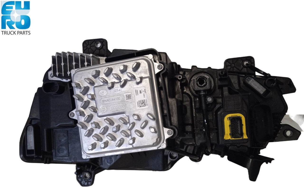 DAF XG KOPLAMP LINKS OE 2188984 - Передня фара в категорії Вантажівки: фото 2 DAF XG KOPLAMP LINKS OE 2188984 - Передня фара в категорії Вантажівки: фото 2