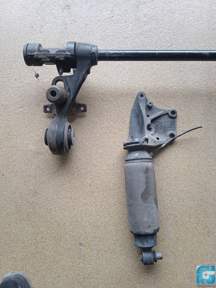 RENAULT TRUCK T CABINE STABILISATOR >2014 GEBRUIKT 7421874554U - Стабілізатор поперечної стійкості в категорії Вантажівки: фото 3 RENAULT TRUCK T CABINE STABILISATOR >2014 GEBRUIKT 7421874554U - Стабілізатор поперечної стійкості в категорії Вантажівки: фото 3