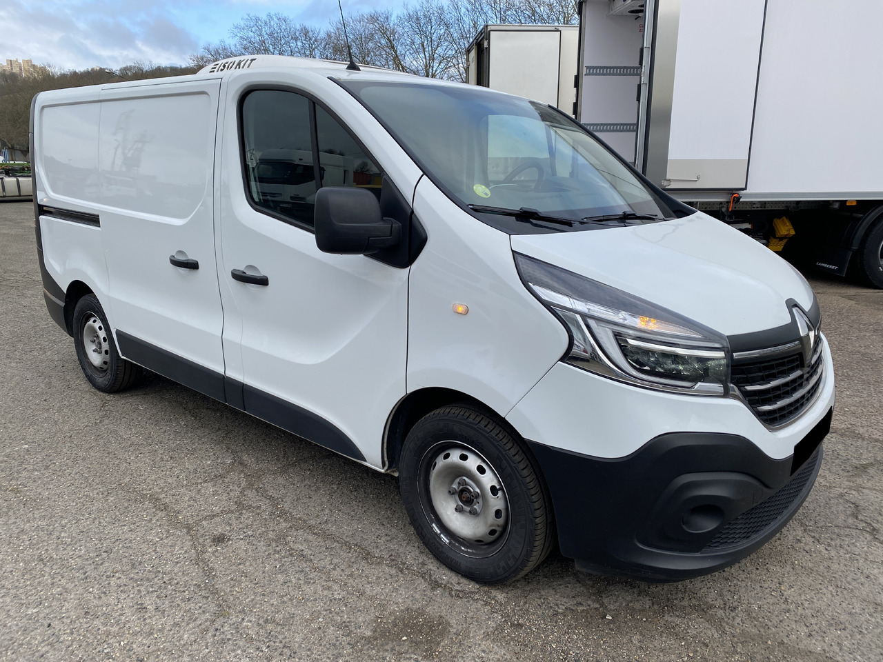 Renault trafic - Фургон-рефрижератор: фото 1 Renault trafic - Фургон-рефрижератор: фото 1