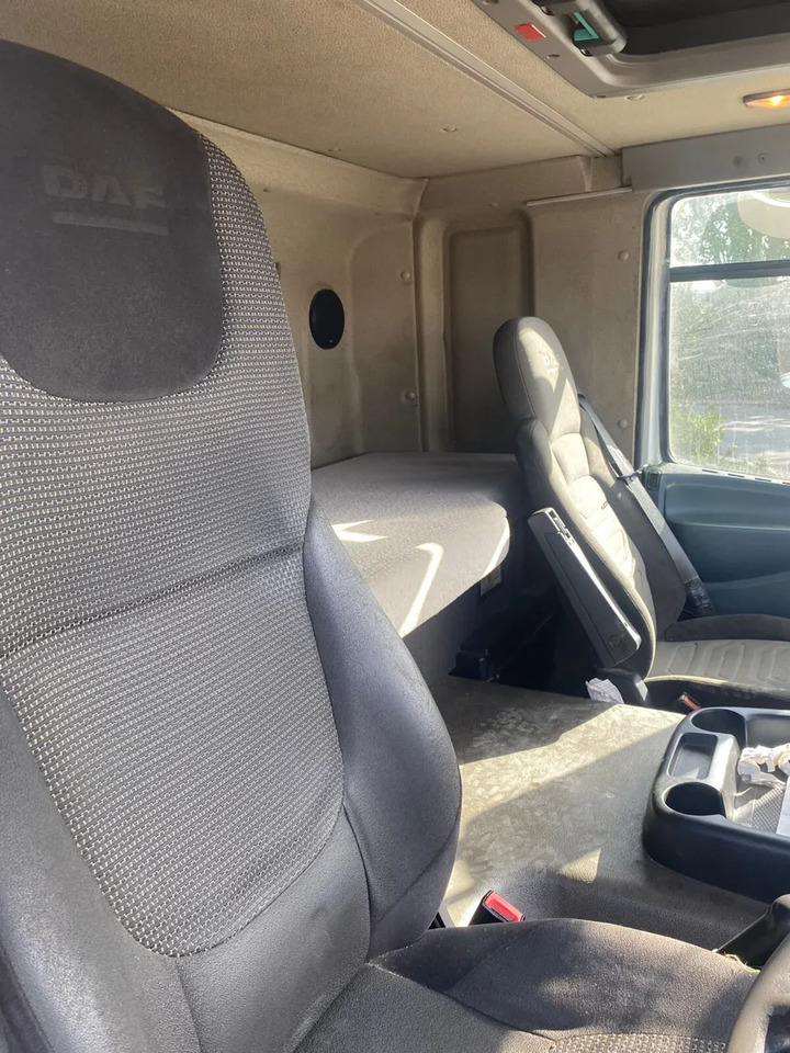 2012 DAF CF 65.250 4×2 Curtainsider - Тентована вантажівка: фото 4 2012 DAF CF 65.250 4×2 Curtainsider - Тентована вантажівка: фото 4