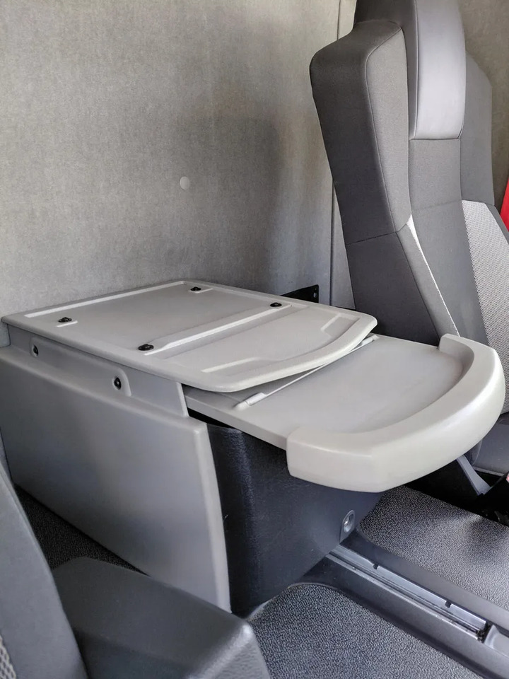 2019 Renault D 12T - Вантажівка з закритим кузовом: фото 5 2019 Renault D 12T - Вантажівка з закритим кузовом: фото 5