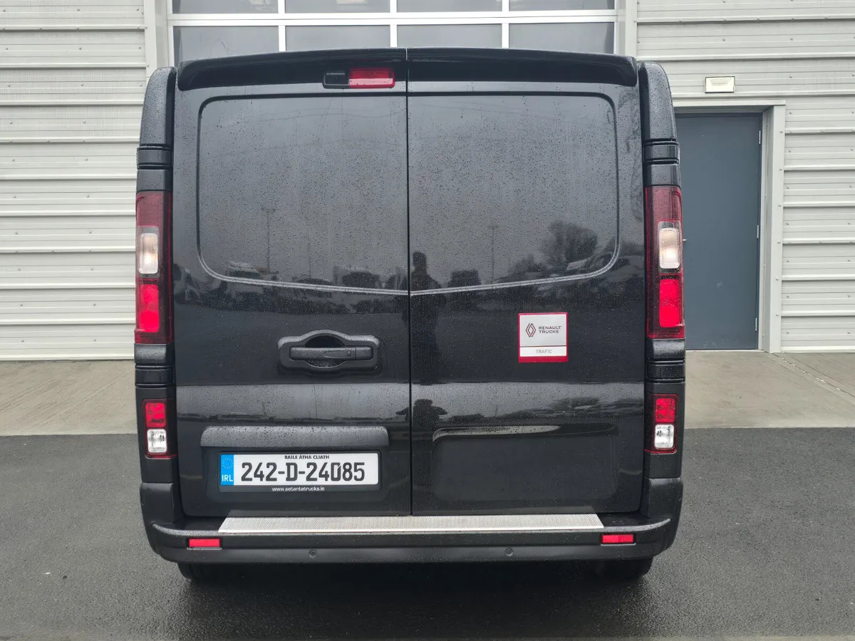 Суцільнометалевий фургон 2024 Renault Trafic Exclusive 170BHP: фото 6