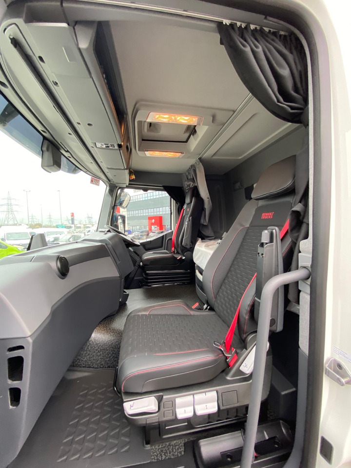 Самоскид вантажівка 2024 Renault Trucks C Range Tipper: фото 12