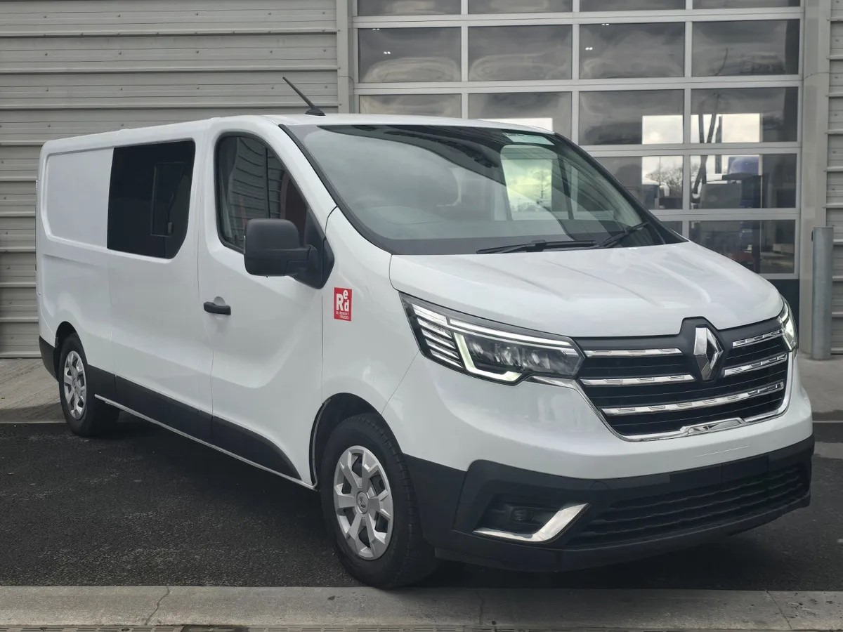 2025 Renault Trafic E-Tech Crew Cab - Вантажопасажирський фургон: фото 1 2025 Renault Trafic E-Tech Crew Cab - Вантажопасажирський фургон: фото 1