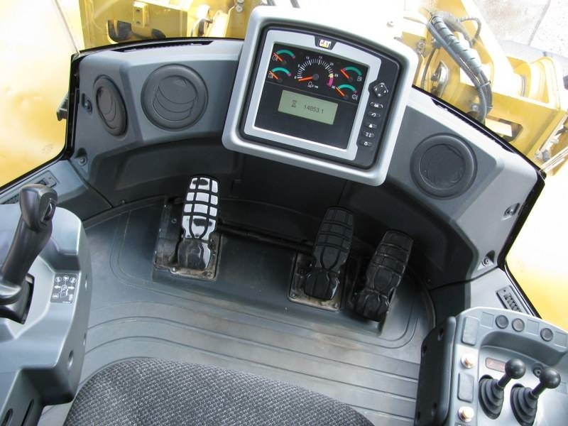 Колісний навантажувач CAT 966K Top stanje: фото 21
