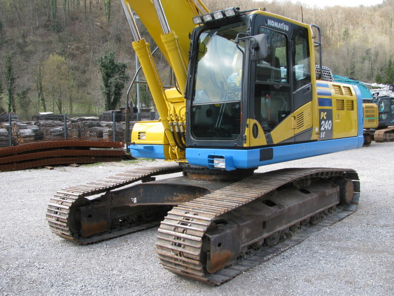 KOMATSU PC240NLC-10 TOP condition - Гусеничний екскаватор: фото 2 KOMATSU PC240NLC-10 TOP condition - Гусеничний екскаватор: фото 2
