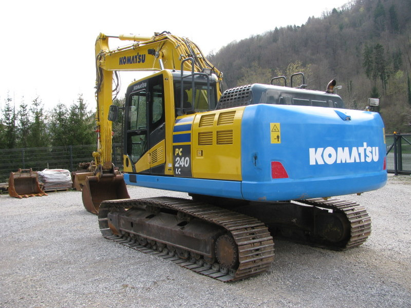 KOMATSU PC240NLC-10 TOP condition - Гусеничний екскаватор: фото 4 KOMATSU PC240NLC-10 TOP condition - Гусеничний екскаватор: фото 4